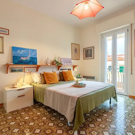 Sardinia Re - Ales By The - Free Parking Alghero